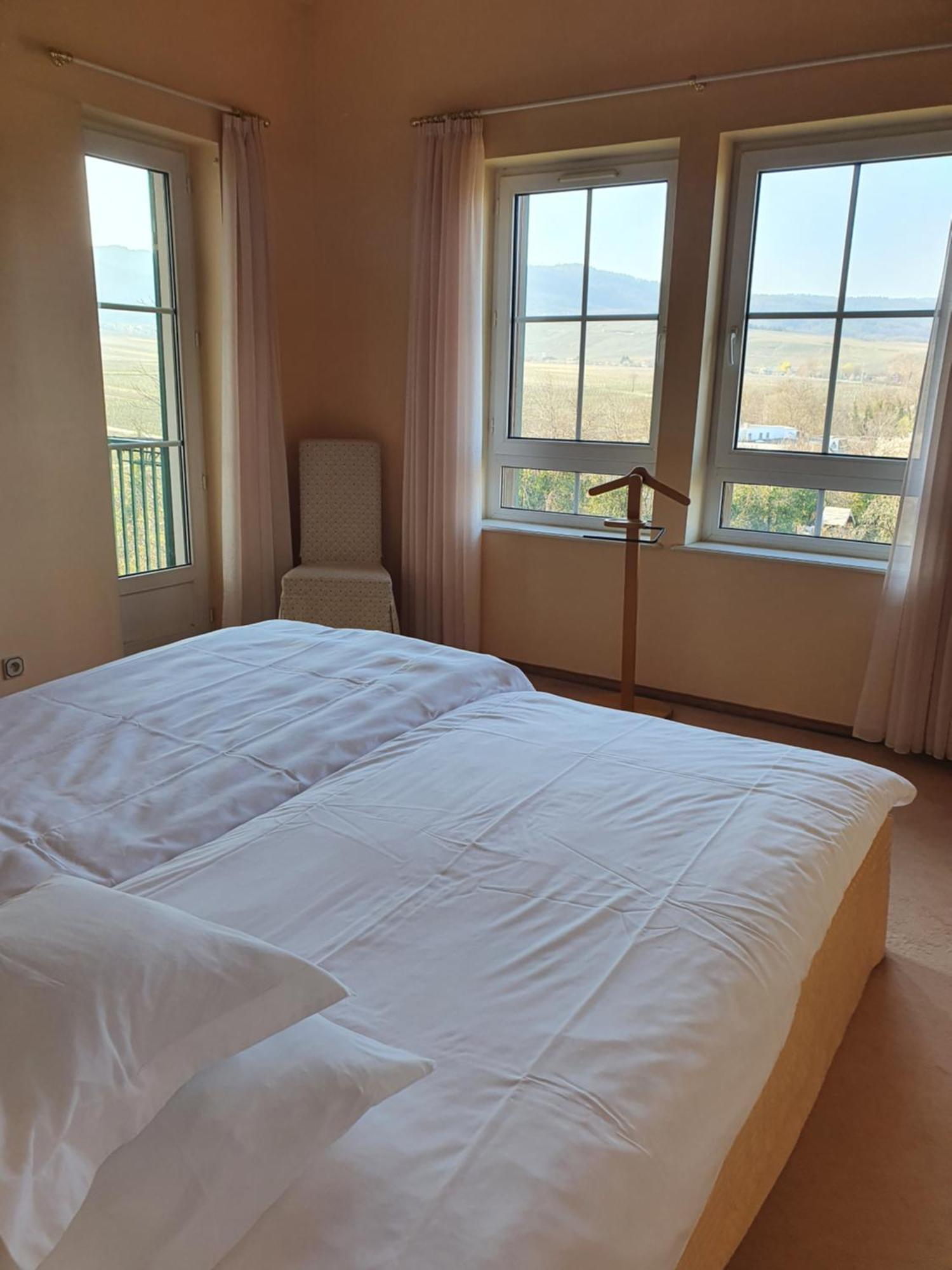 Kanzel Residences Apartment